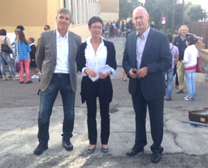 L'assessore Celli, il dirigente scolastico Boem e il sindaco Mazzola