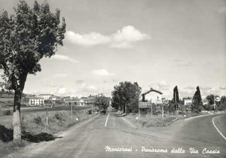 Monterosi visto dalla Cassia negli anni '50 (Archivio Mauro Galeotti)