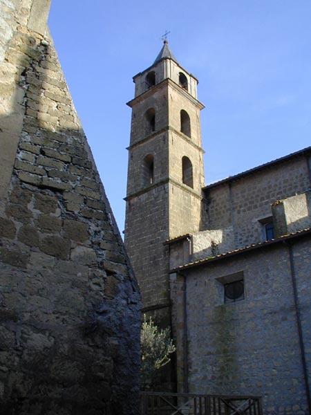 Piansano, la chiesa