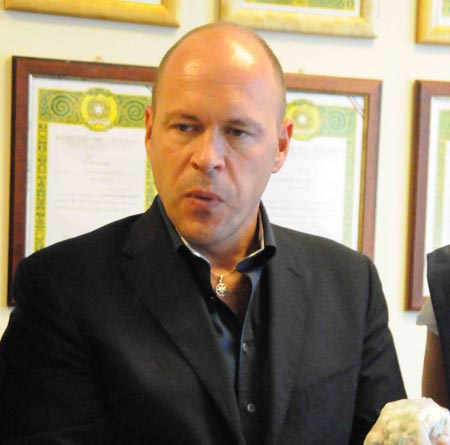 Il dirigente la Squadra Mobile, Fabio Zampaglione