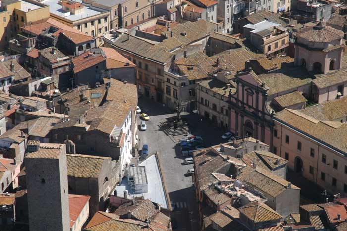 Piazza Fontana Grande
